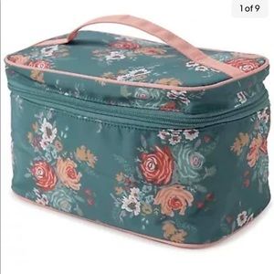 Matilda Jane make-up case. Never been used.